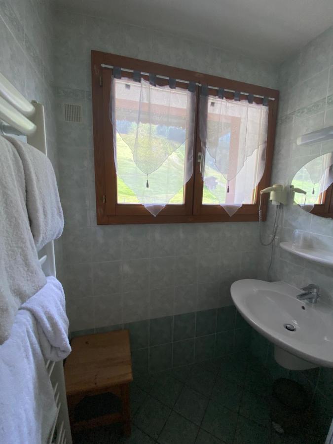 Hotel Le Schuss Châtel Esterno foto