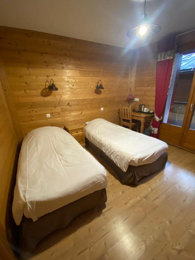 Hotel Le Schuss Châtel Esterno foto