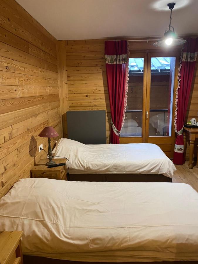 Hotel Le Schuss Châtel Esterno foto